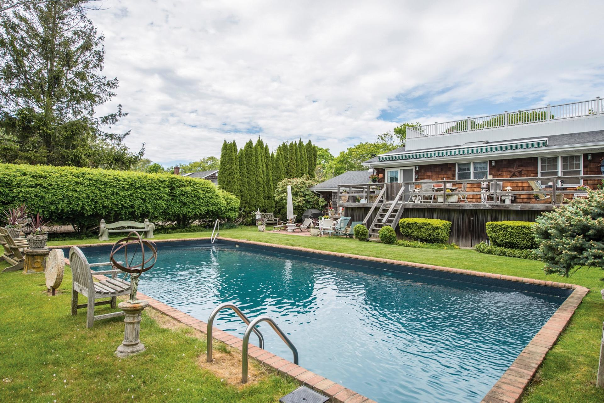 meet amagansett singles House located at 14 meeting house ln, amagansett, ny 11930 view sales history, tax history, home value estimates, and overhead views apn 0300171000400003000. meet amagansett singles House located at 14 meeting house ln, amagansett, ny 11930 view sales history, tax history, home value estimates, and overhead views apn 0300171000400003000.