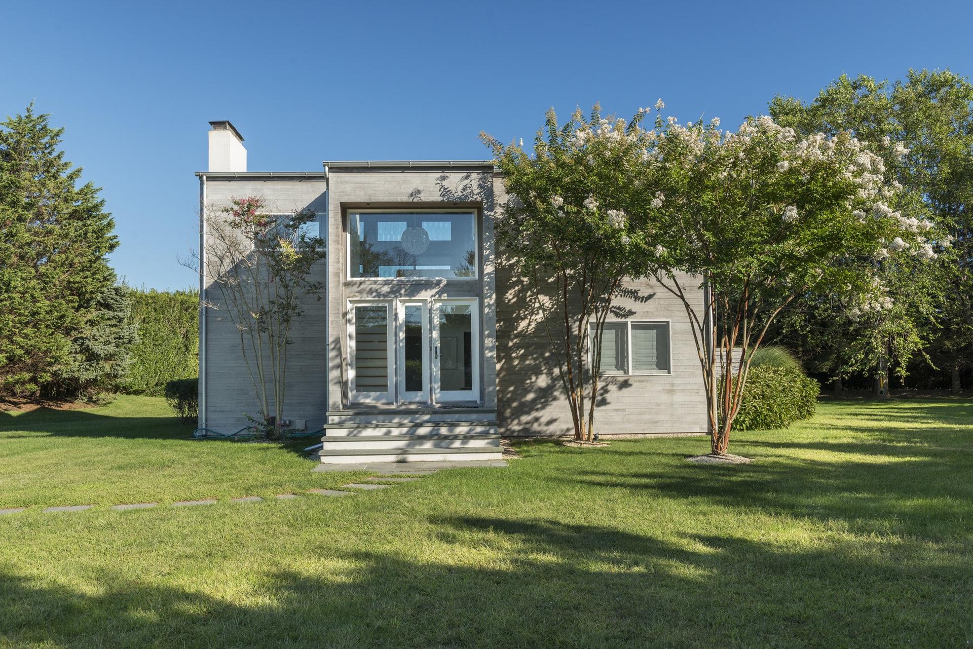 107 Town Line Road Wainscott New York 11975 Single Family Home for Sale